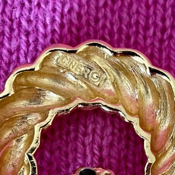 Ciner Vintage Door Knocker Clip on Earrings - Picture 8 of 12